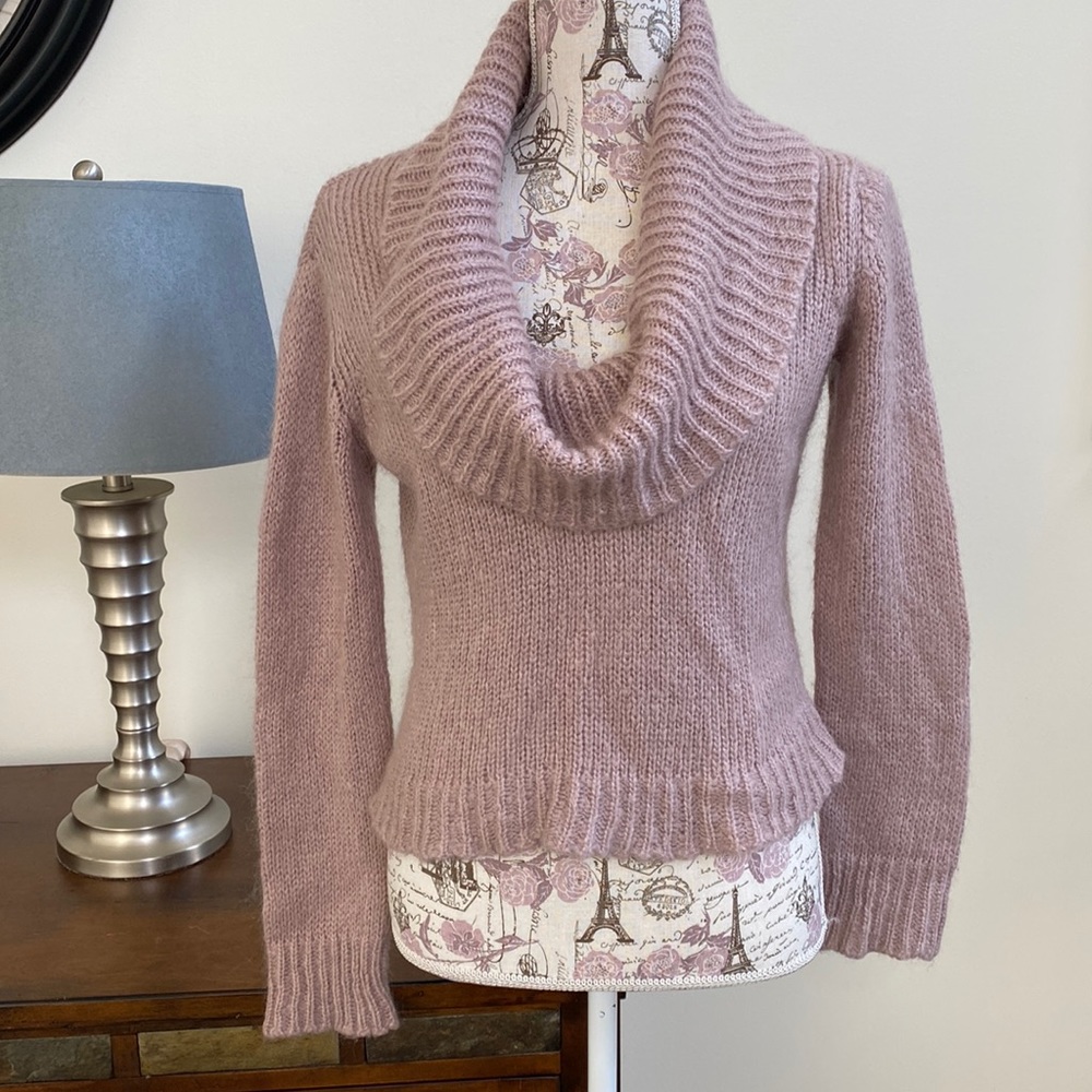 EUC Benetton Pale Dusty Rose Fuzzy Sweater S